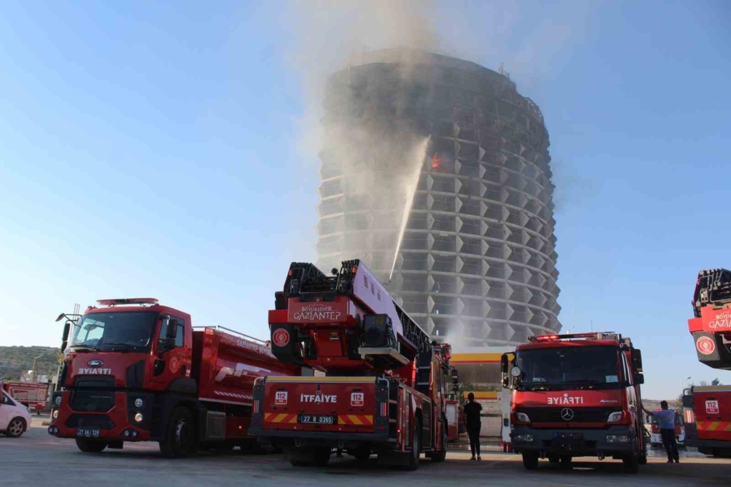Unbelievable': Another Fire in Beirut Unnerves Shattered Residents