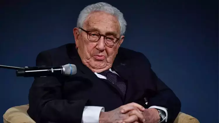 Eski ABD Dışişleri Bakanı Henry Kissinger hayatını kaybetti