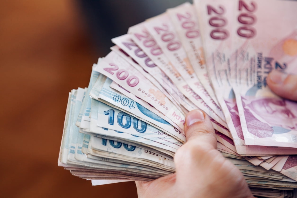 Bakan Kacır'dan küçük işletmelere faizsiz kredi müjdesi