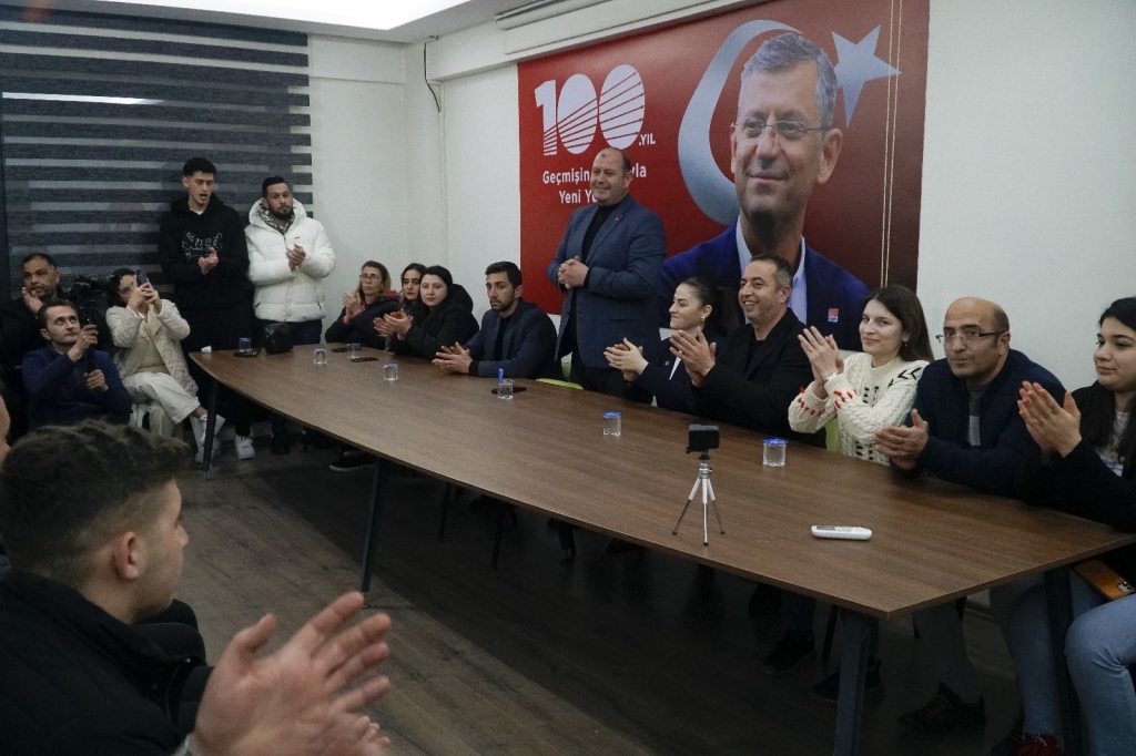 CHP Menderes Belediye Başkan Adayı İlkay Çiçek: Menderes'i Menderesliler ile yöneteceğiz!