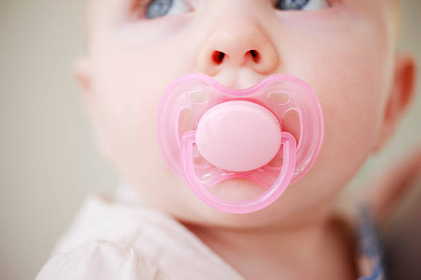 Emzik seçimi bebeğin ağız yapısını etkiliyor