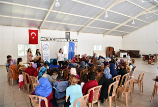 İzmirli kadınlara ücretsiz dil kursu